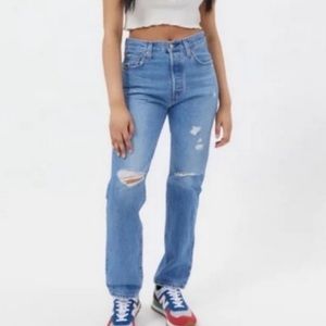 Levi’s 501 Straight Leg Distressed Jeans Size 31